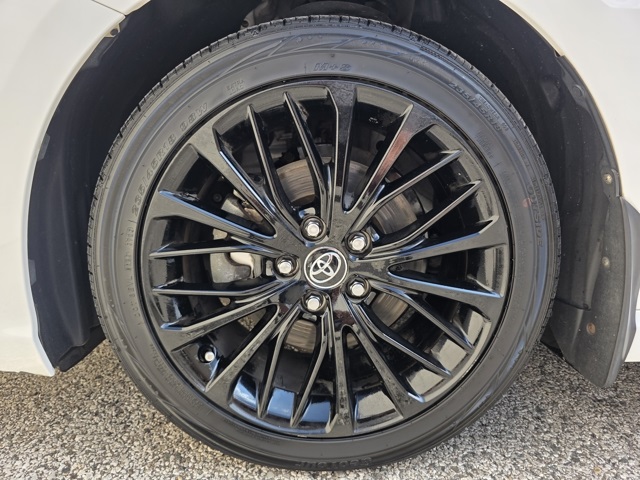 2020 Toyota Camry SE photo 20