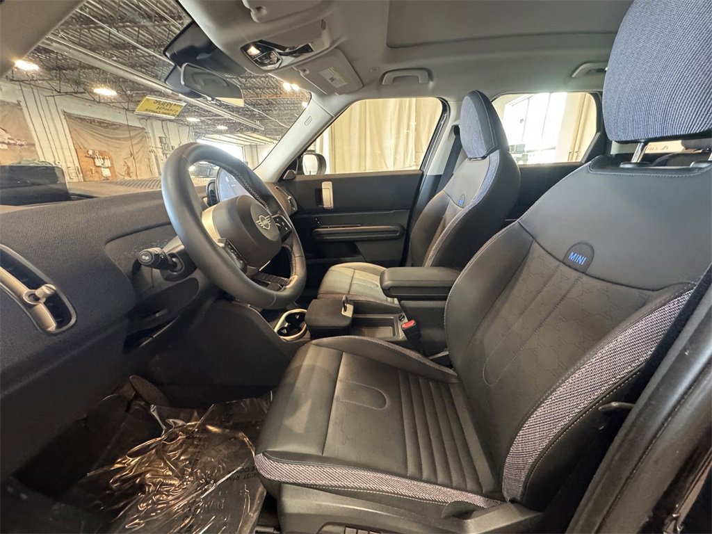 2025 Mini Countryman S ALL4 photo 17