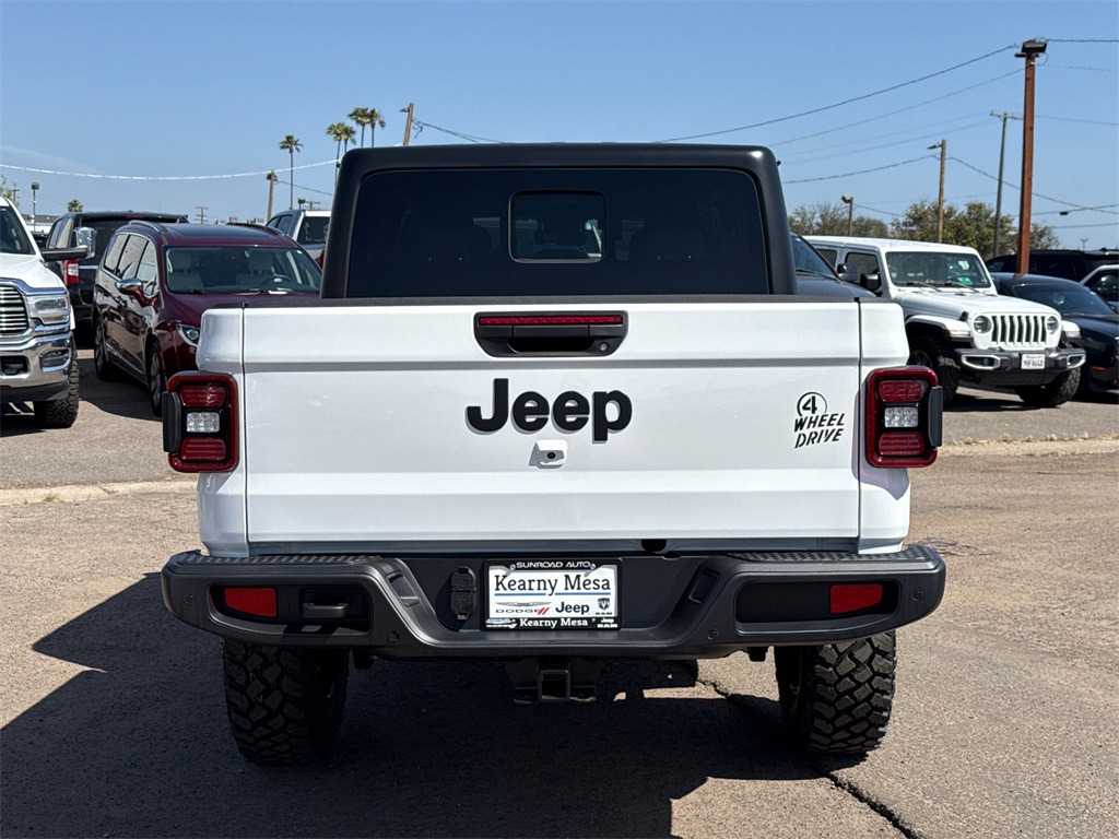 2025 Jeep Gladiator Willys photo 8