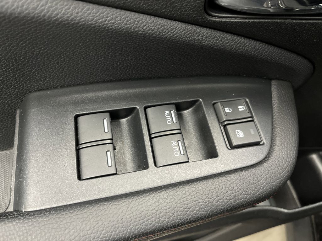 2021 Honda Ridgeline Black Edition photo 27
