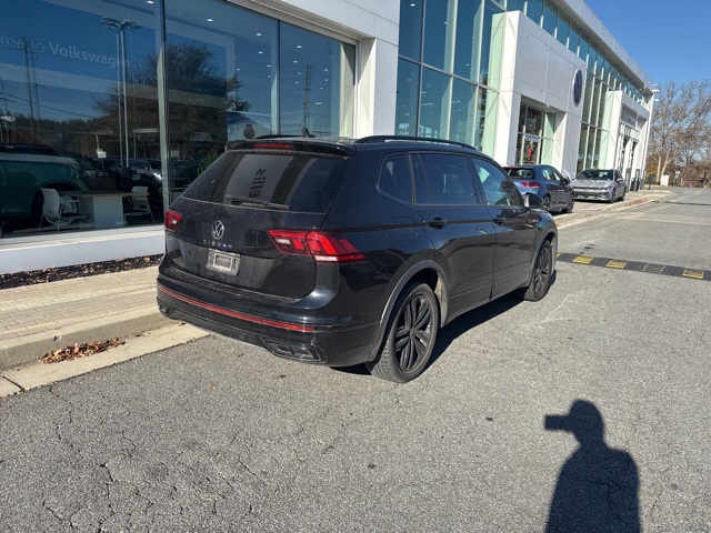 2022 Volkswagen Tiguan SE R-Line Black photo 3