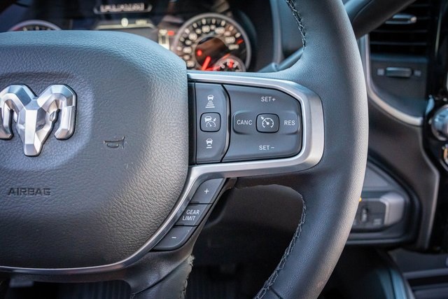 2025 Ram 2500 Big Horn photo 18