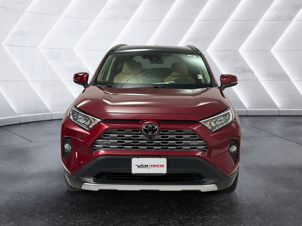 2019 Toyota RAV4 Limited photo 2