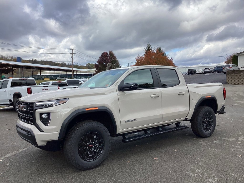 2026 GMC Canyon Elevation's photo