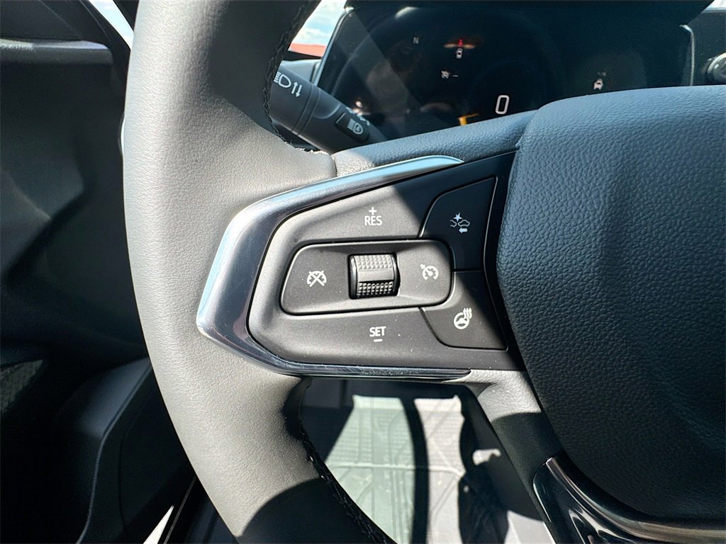 2025 Chevrolet Trax ACTIV photo 28