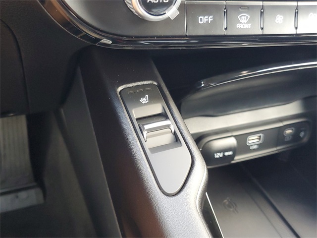 2025 Kia Telluride S photo 24