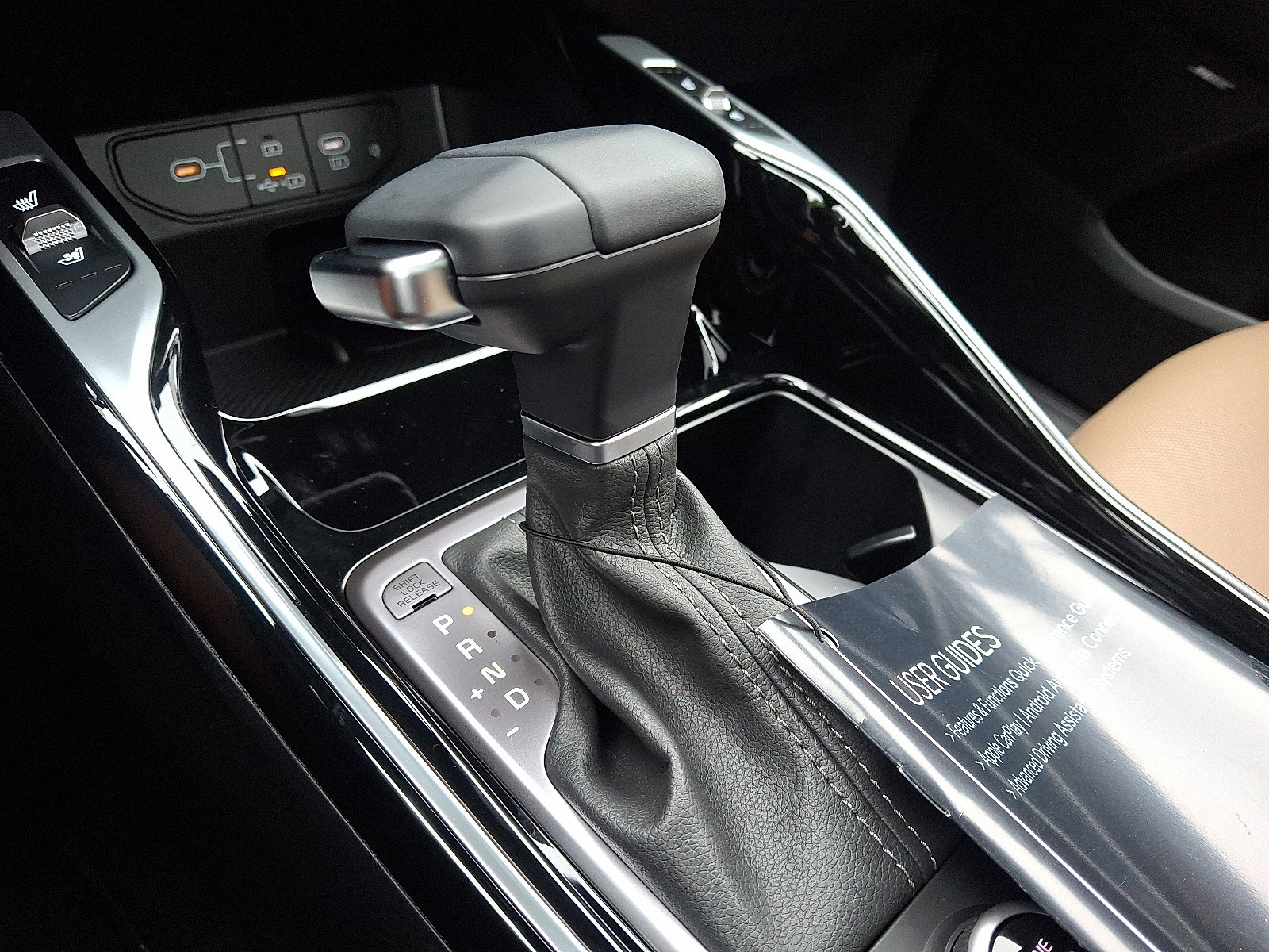 2026 Kia Sorento X-Line SX Prestige photo 4