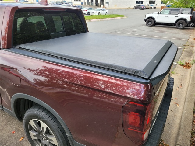 2019 Honda Ridgeline RTL-E photo 2
