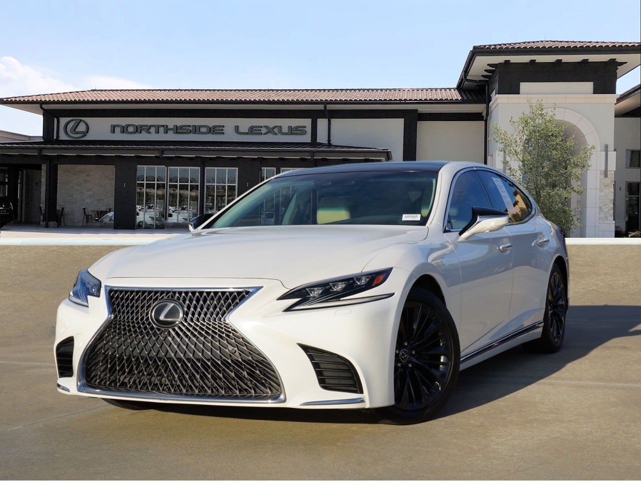 2018 Lexus LS Base's photo