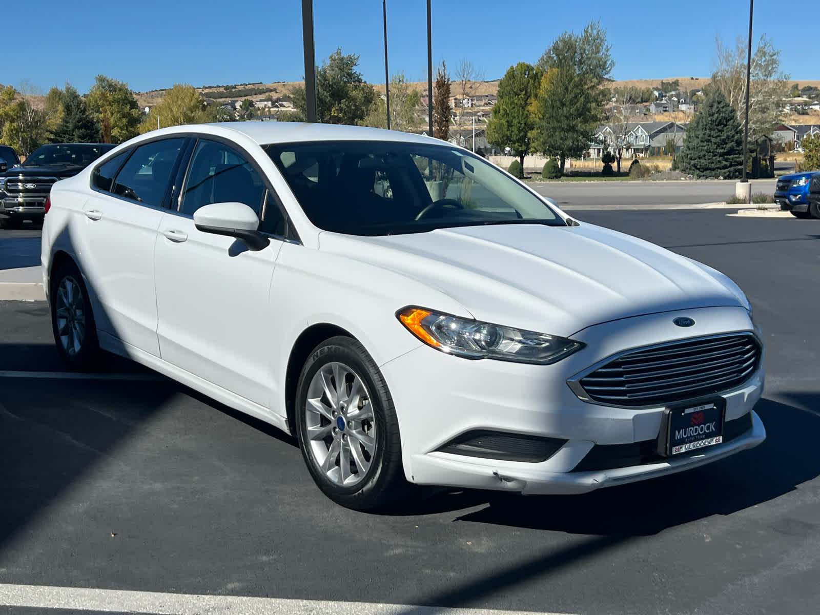 2017 Ford Fusion SE photo 3