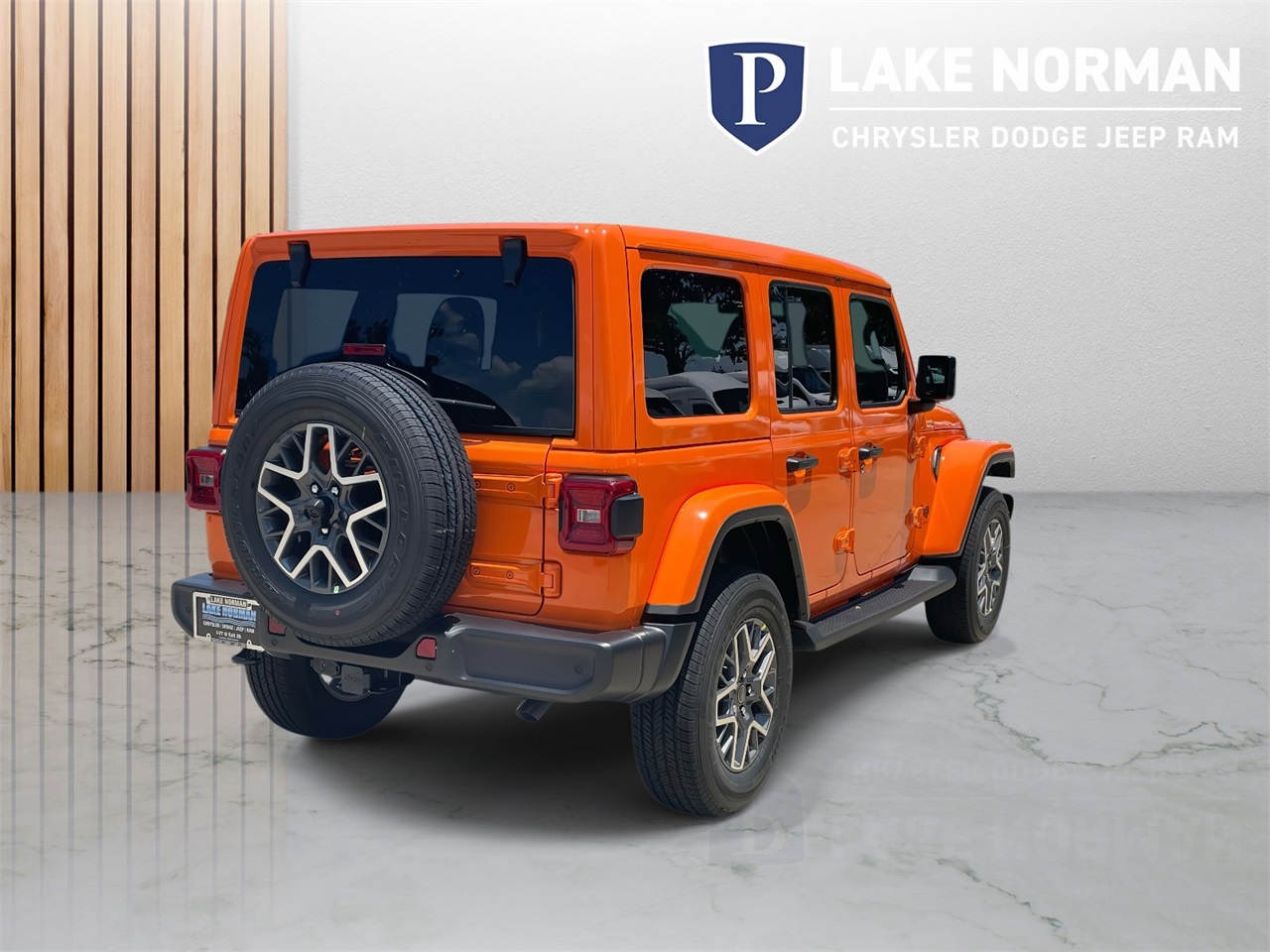 2025 Jeep Wrangler Sahara photo 4