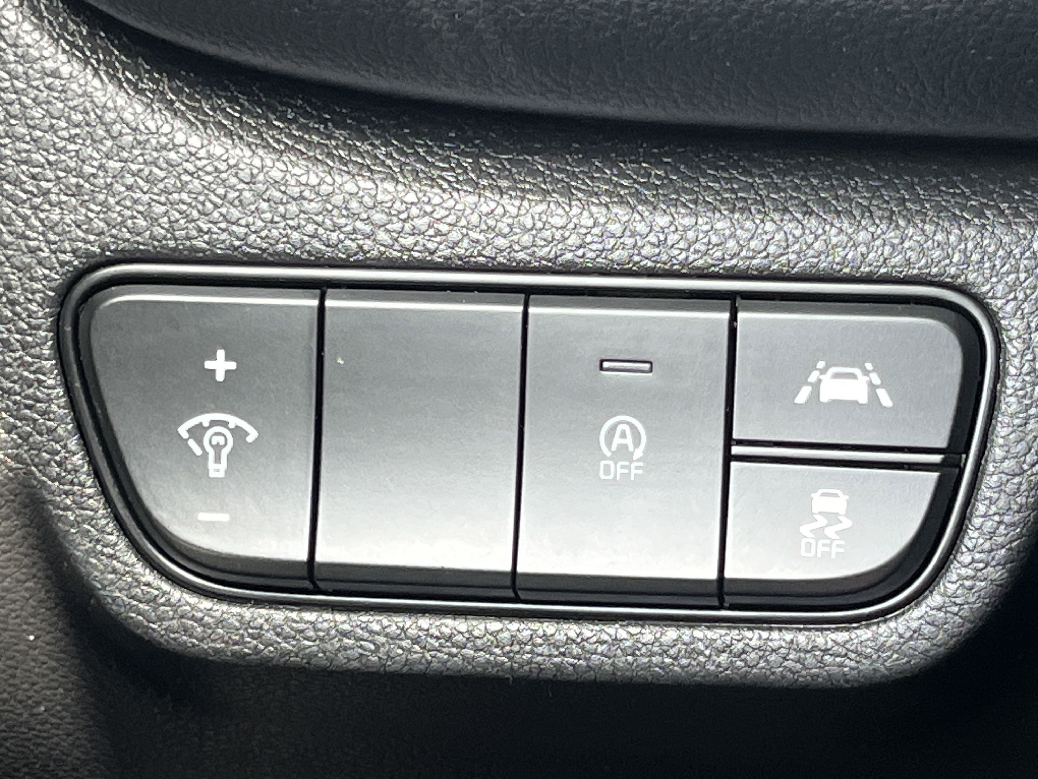 2022 Kia Seltos S photo 13