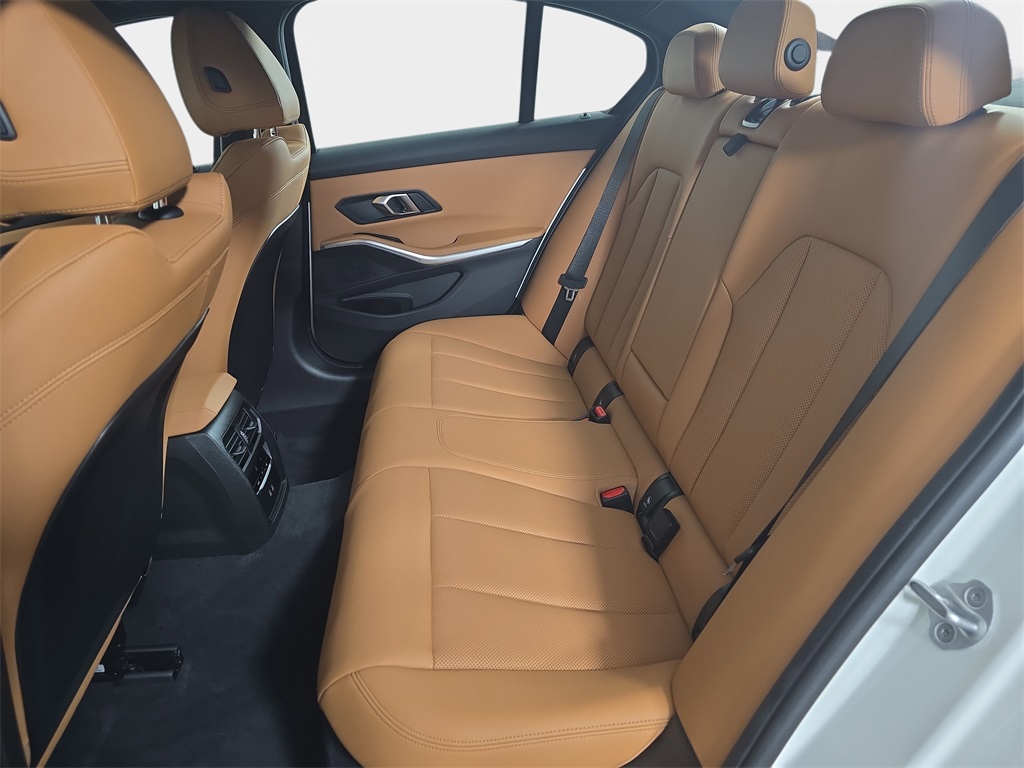 2025 Bmw 330i xDrive Sedan photo 12