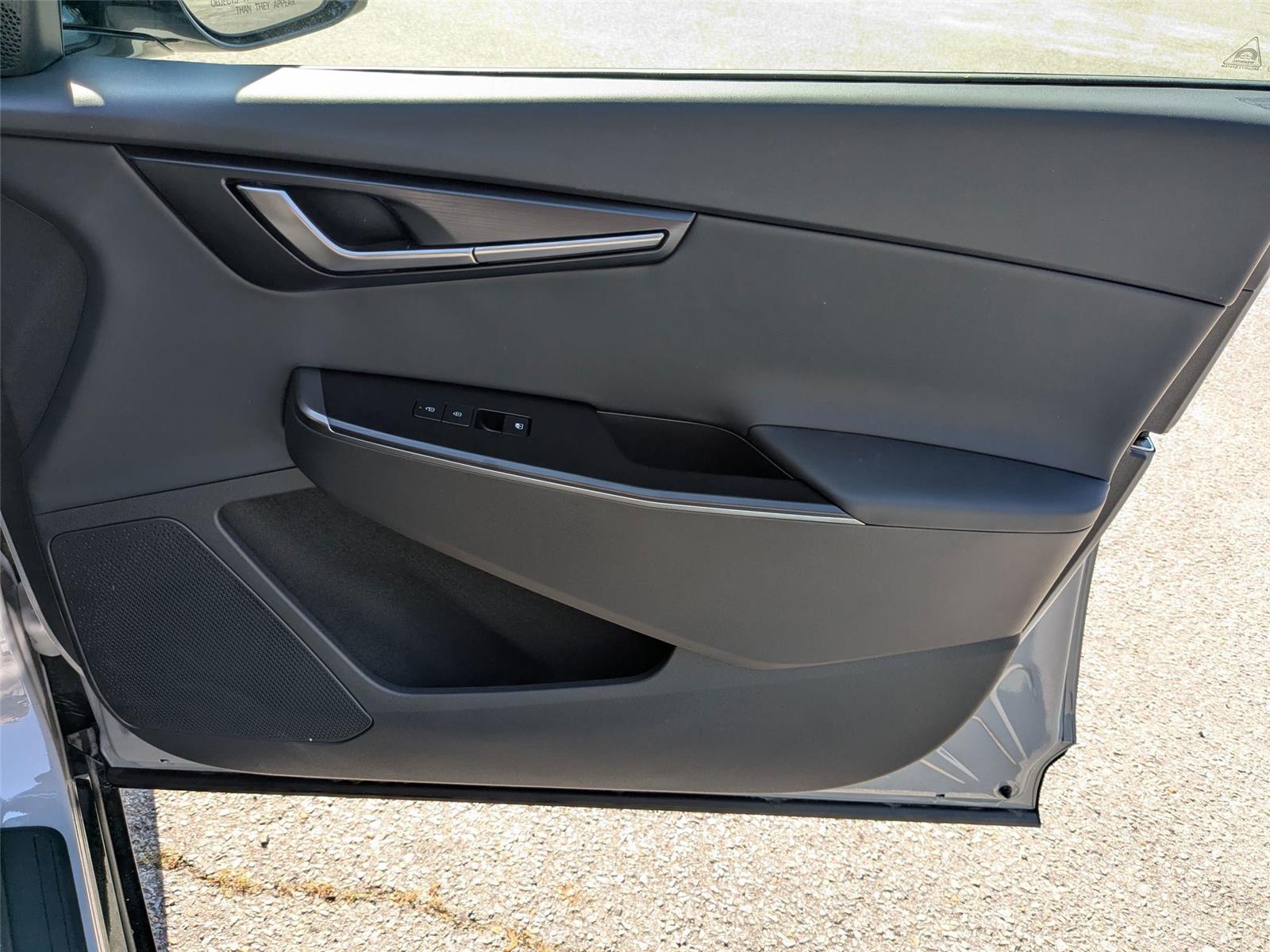 2025 Kia EV6 Wind photo 31