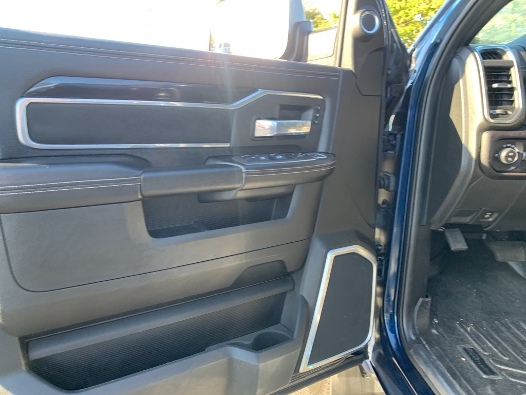 2022 Ram 2500 Laramie photo 12
