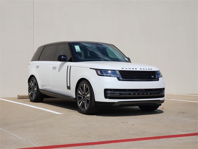 2025 Land Rover Range Rover Autobiography photo 2