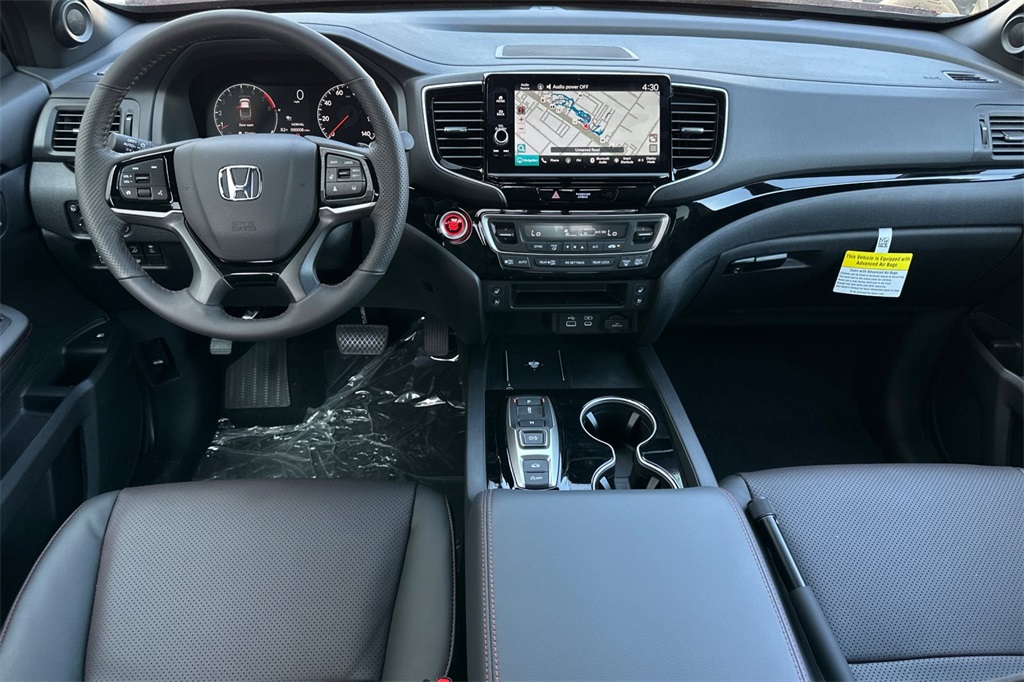 2025 Honda Ridgeline Black Edition photo 12