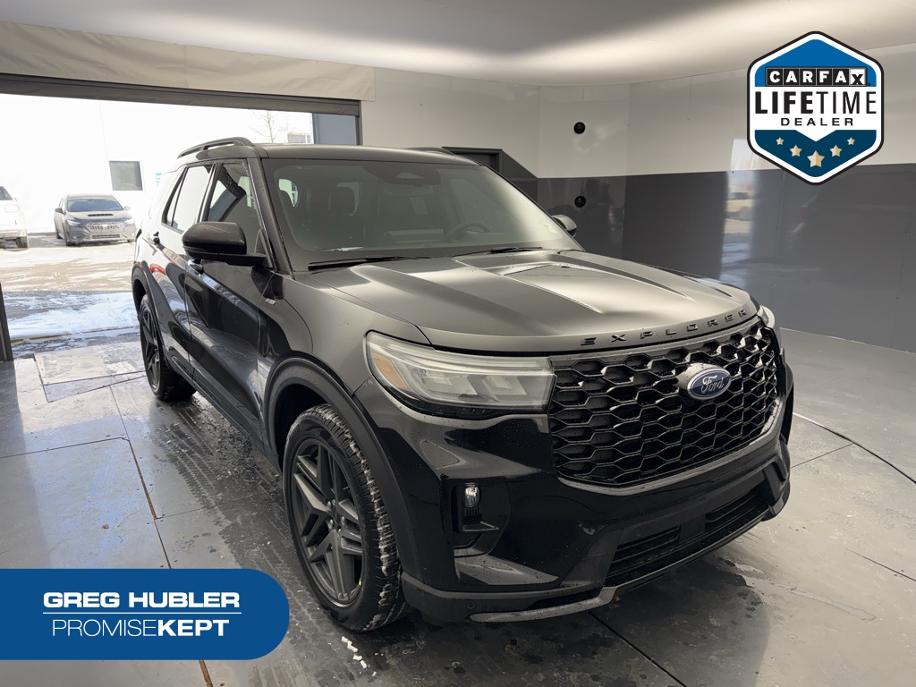 2026 Ford Explorer ST-LINE's photo