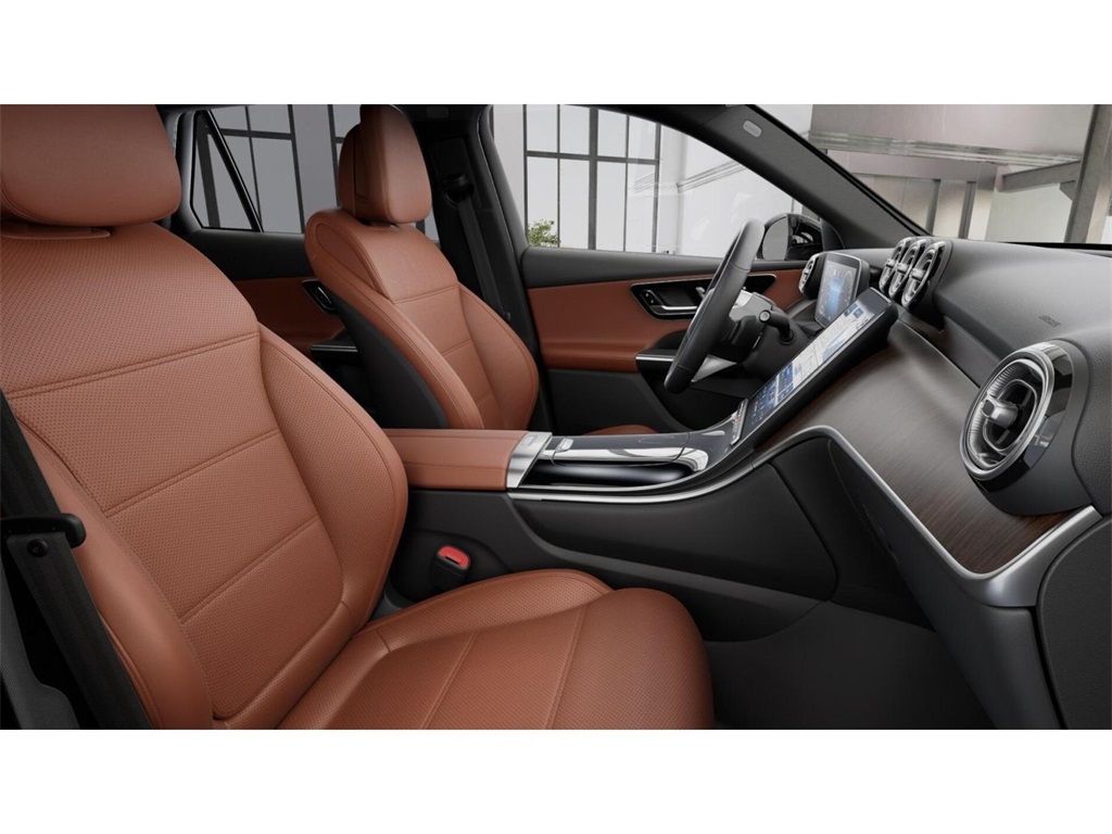 2025 Mercedes Benz GLC 350e 4MATIC photo 4