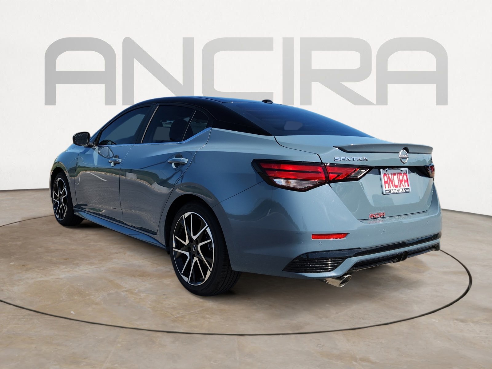 2025 Nissan Sentra SR photo 7