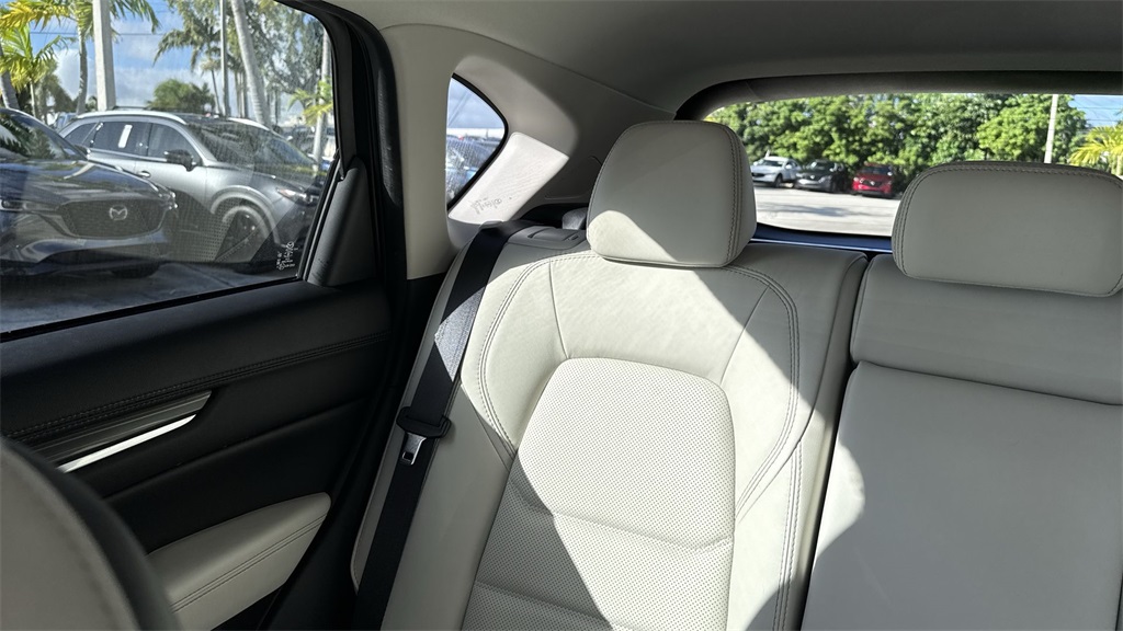 2023 Mazda CX-5 2.5 Premium Plus photo 16