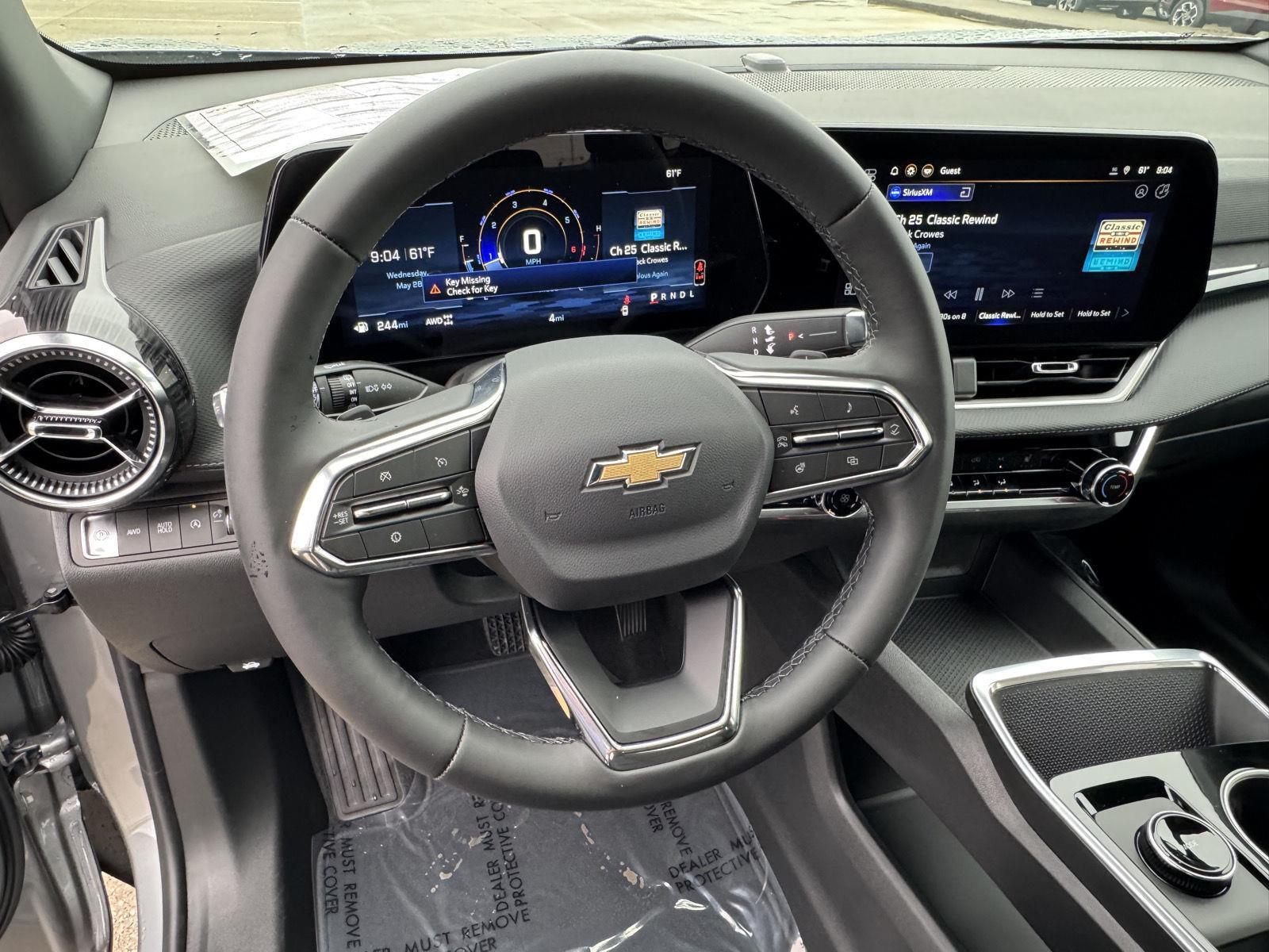 2026 Chevrolet Equinox LT photo 3