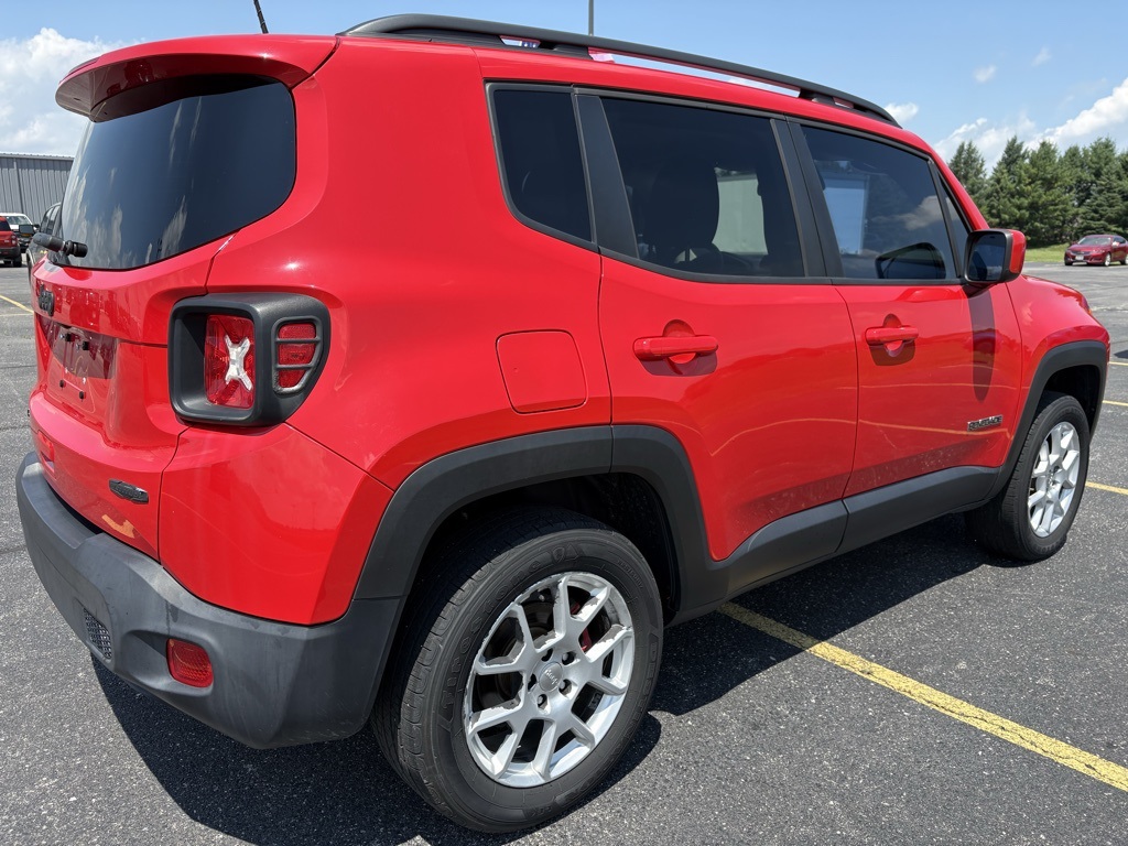 2019 Jeep Renegade Latitude photo 4