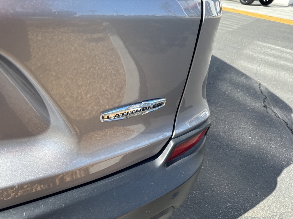 2020 Jeep Cherokee Latitude photo 6