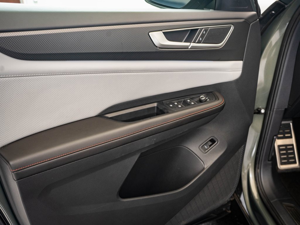 2025 Volkswagen Atlas Peak Edition SE photo 23