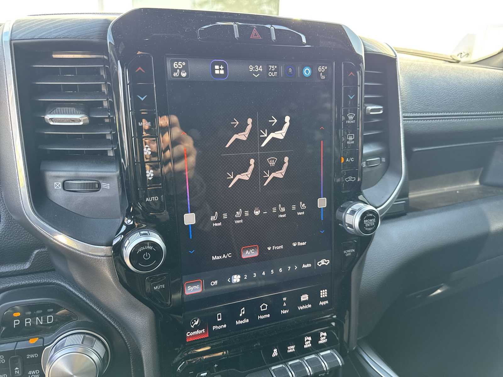 2023 Ram 1500 Laramie photo 19