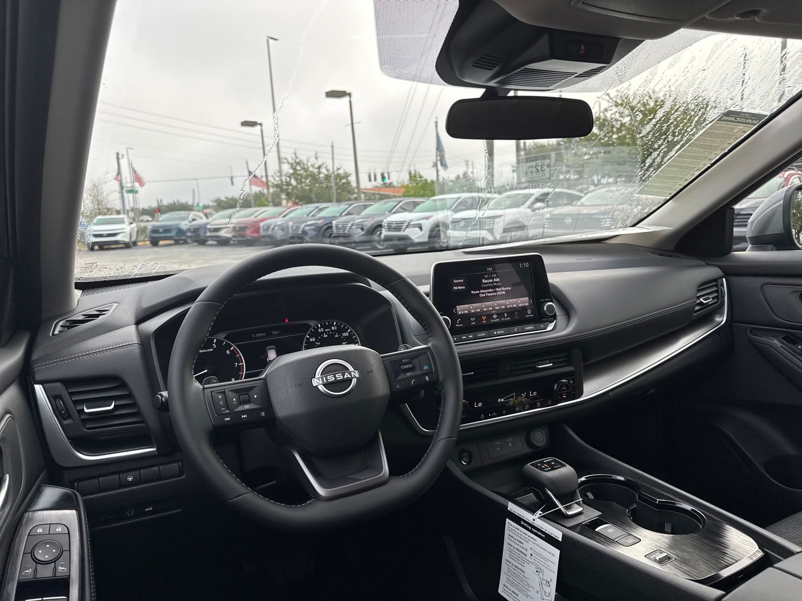 2026 Nissan Rogue SV photo 4
