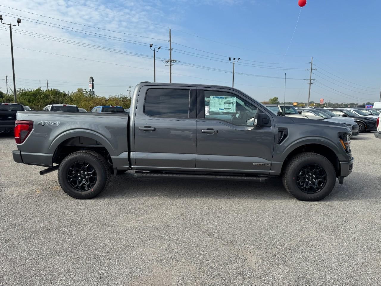 2025 Ford F-150 XLT photo 2