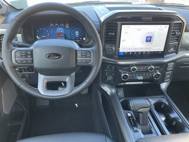 2025 Ford F-150 Lariat photo 3