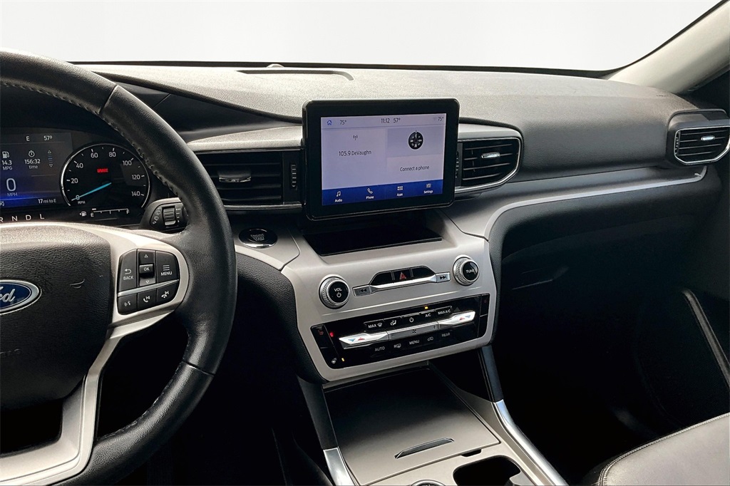 Used 2023 Silver Ford XLT image 6