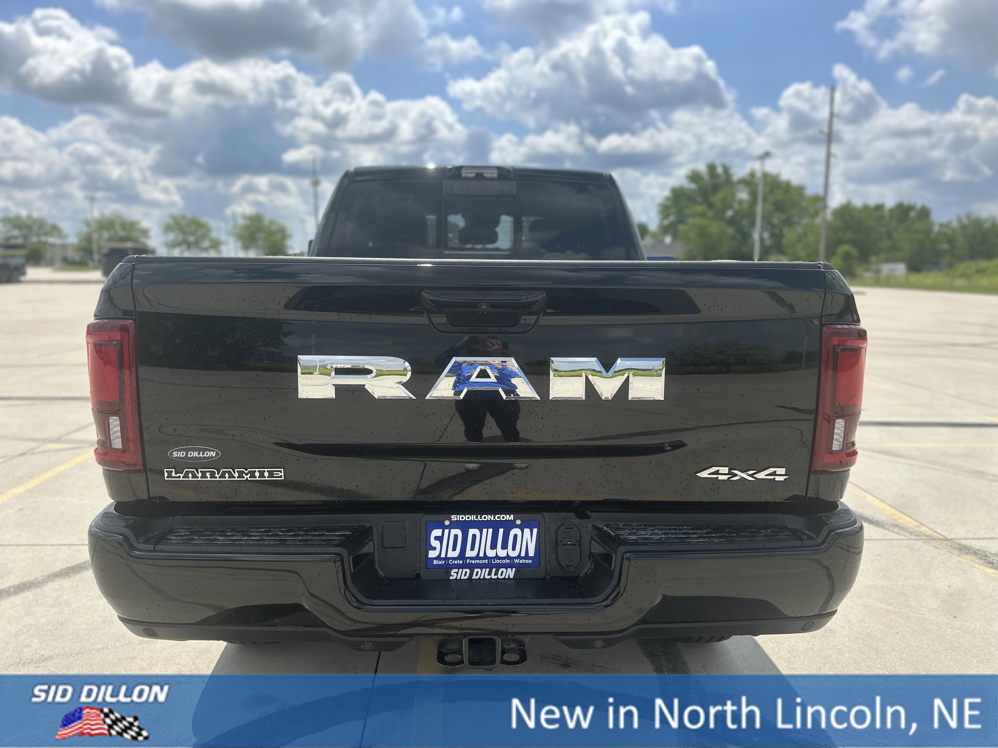 2025 Ram 2500 Laramie photo 2