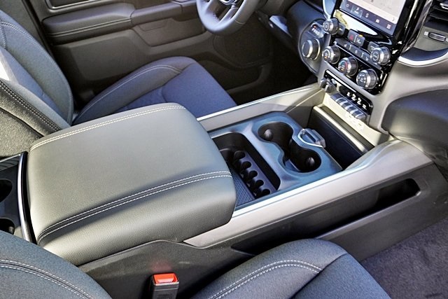 New 2026 Granite Crystal Metallic Clear-Coat Exterior Paint RAM Big Horn/Lone Star image 15