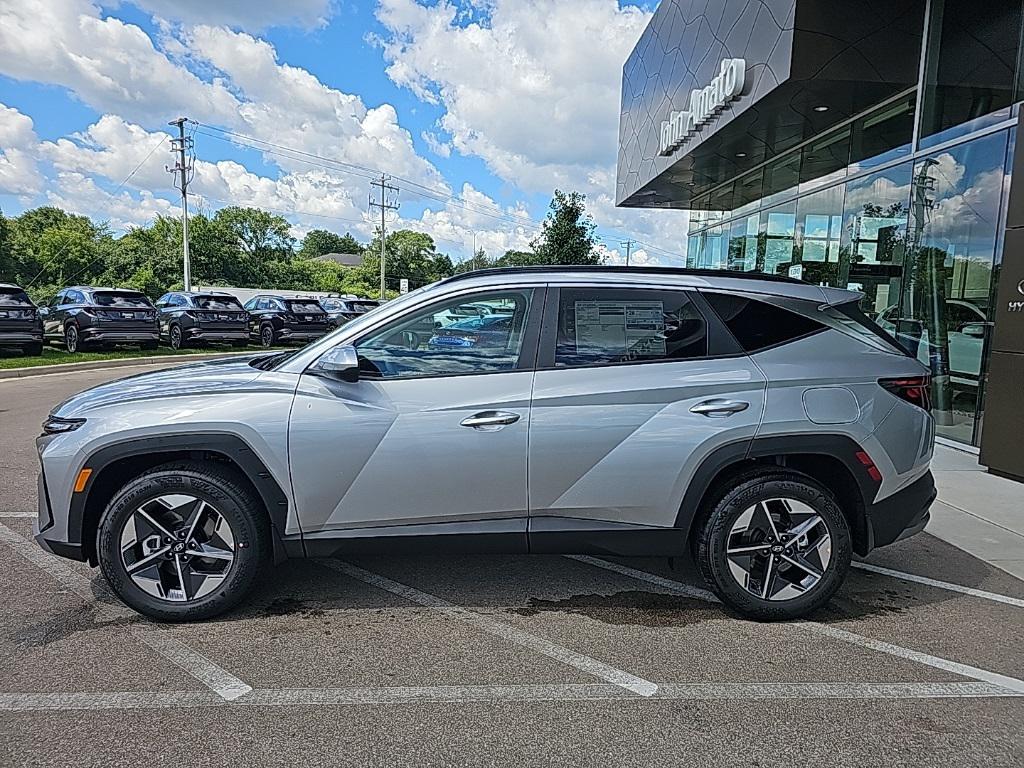 2026 Hyundai Tucson SEL photo 2