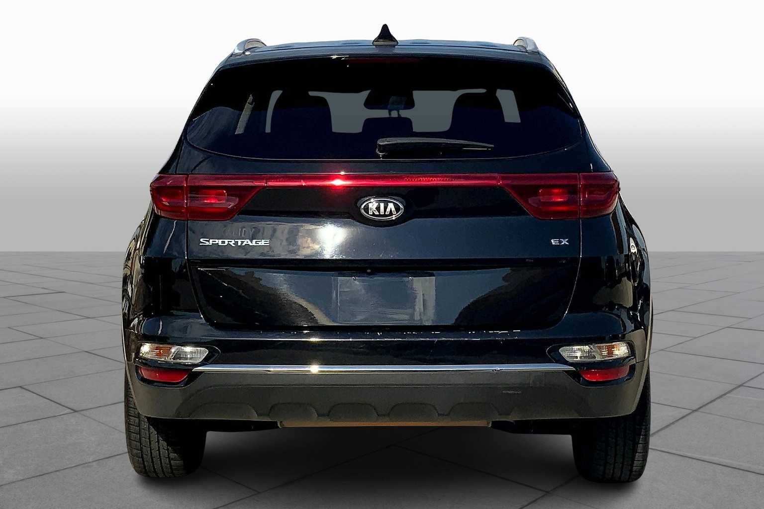 2020 Kia Sportage EX photo 4