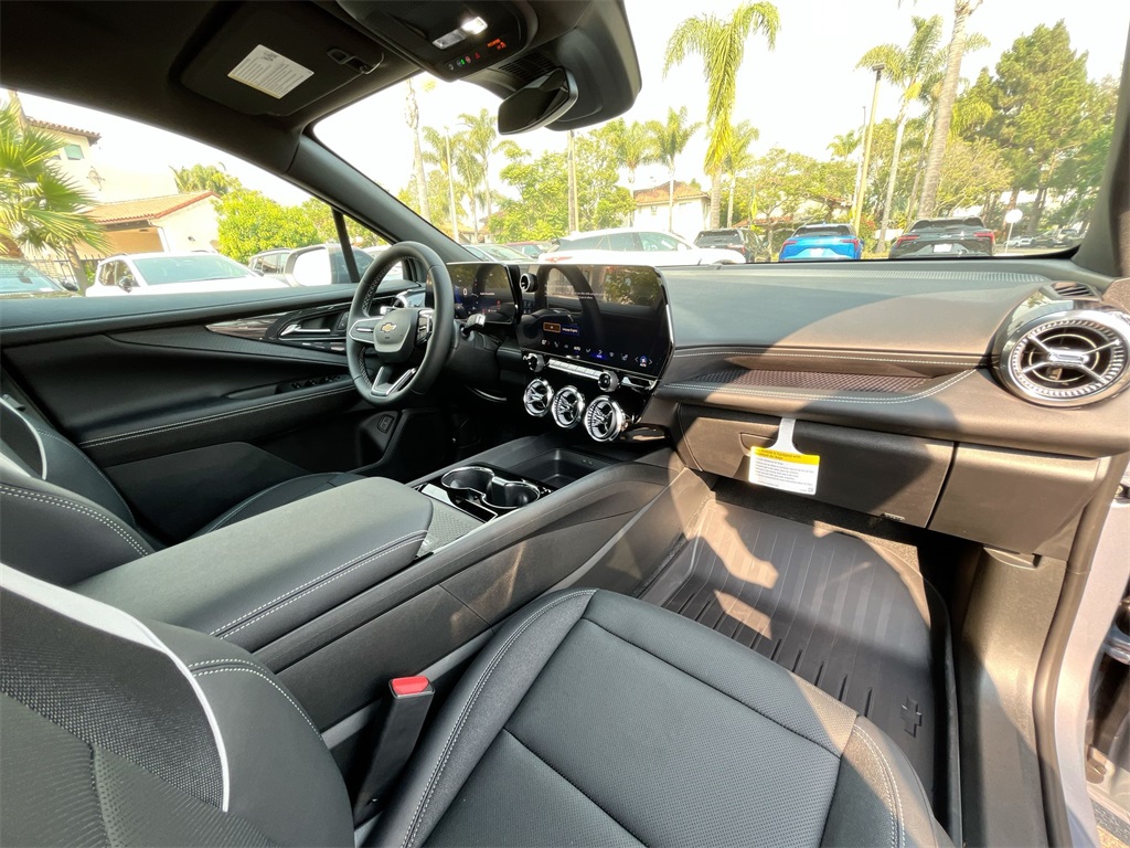 2025 Chevrolet Blazer EV photo 26