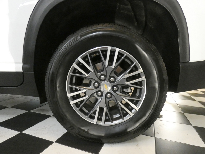 2025 Chevrolet Traverse 1LT photo 4