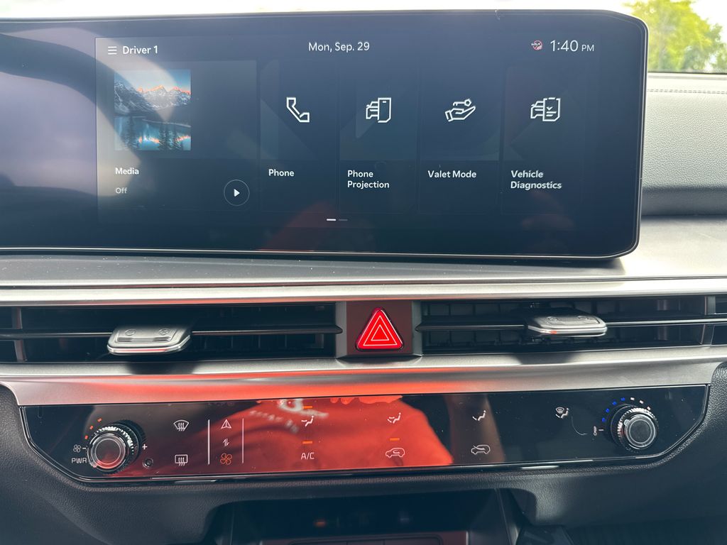 2026 Kia Sorento LX photo 28