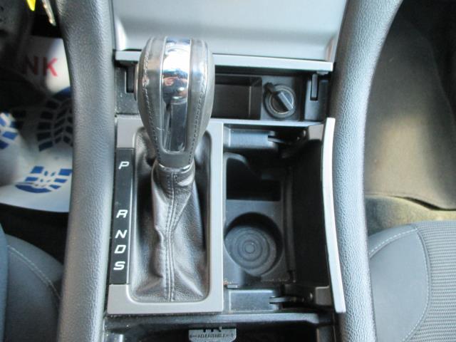 2014 Ford Taurus SEL photo 15