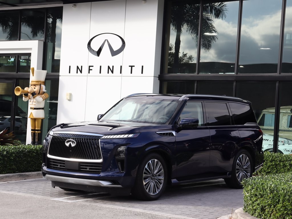2025 INFINITI QX80 Luxe's photo