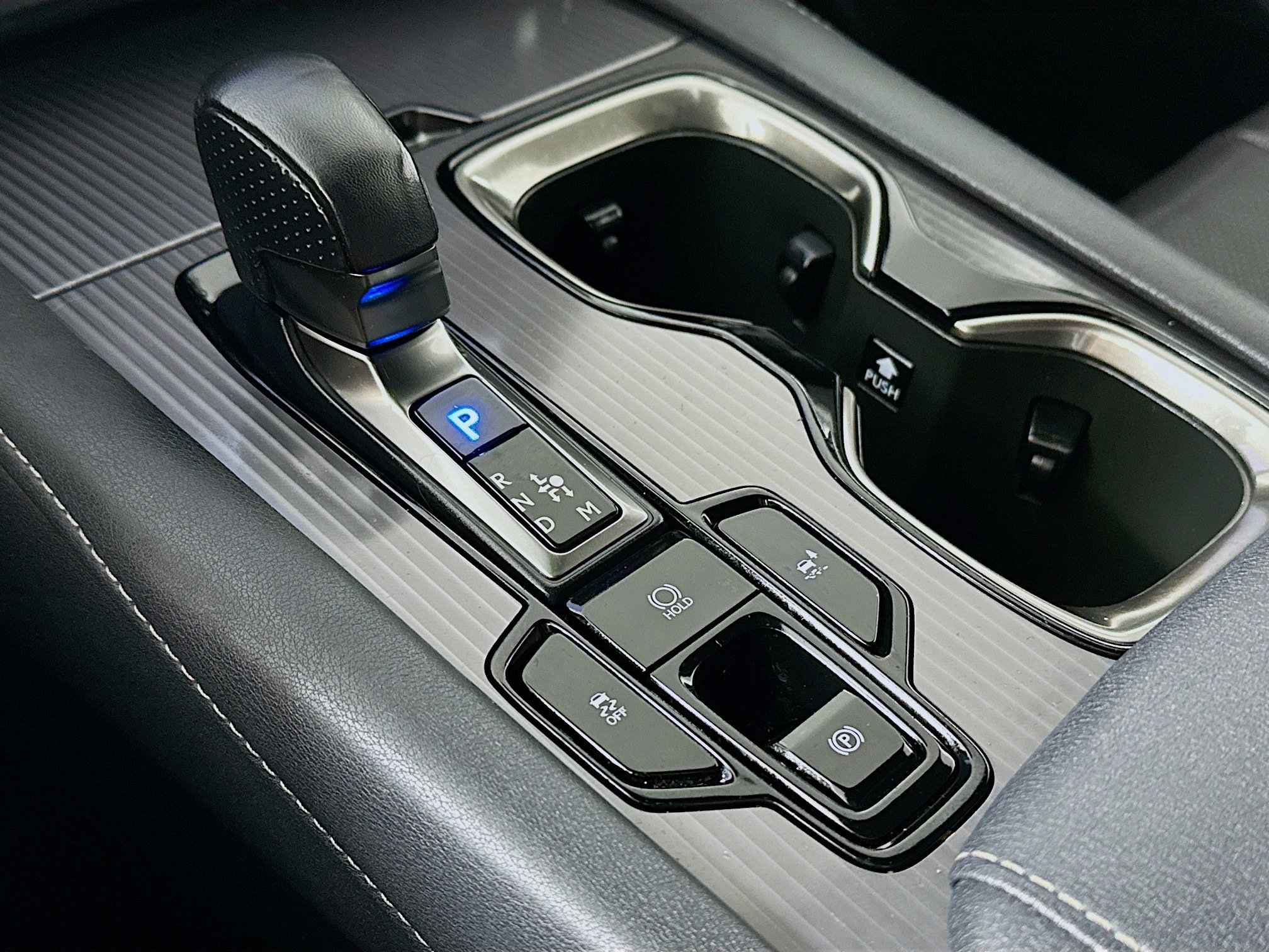2023 Lexus RX 500h F SPORT Performance photo 17