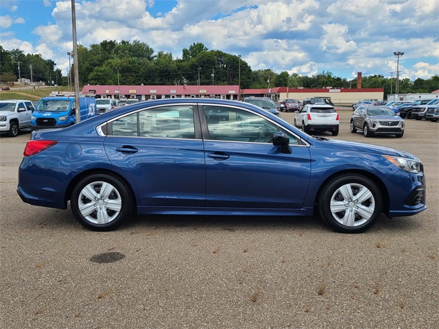 2019 Subaru Legacy 2.5i photo 2