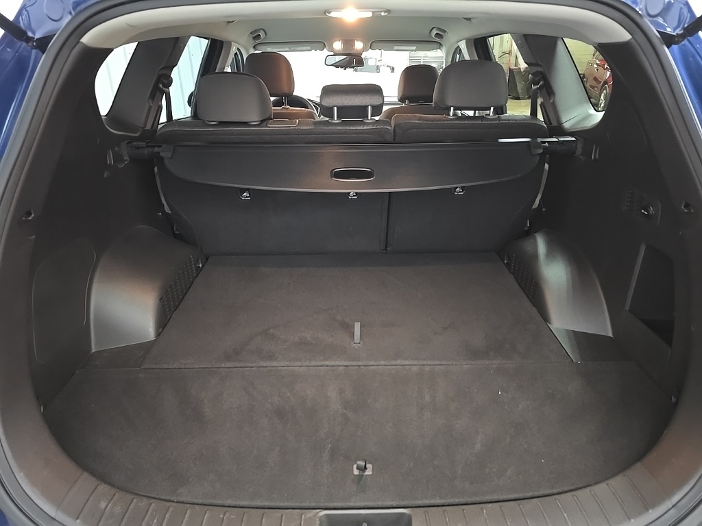 2020 Hyundai Santa Fe SEL photo 10