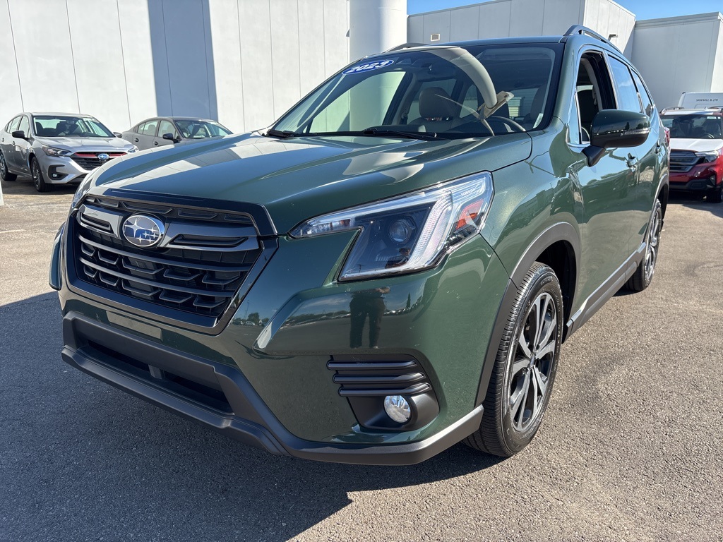 2023 Subaru Forester Limited photo 6