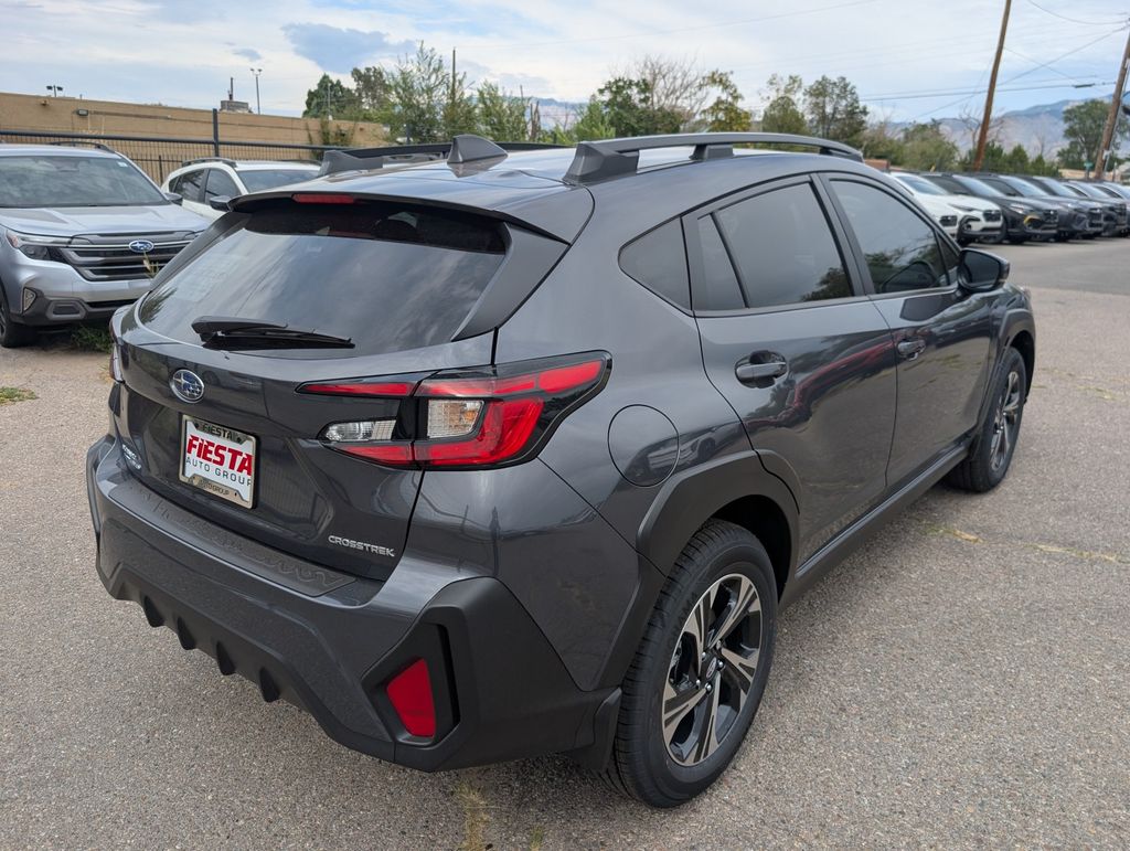 2025 Subaru Crosstrek Premium photo 4