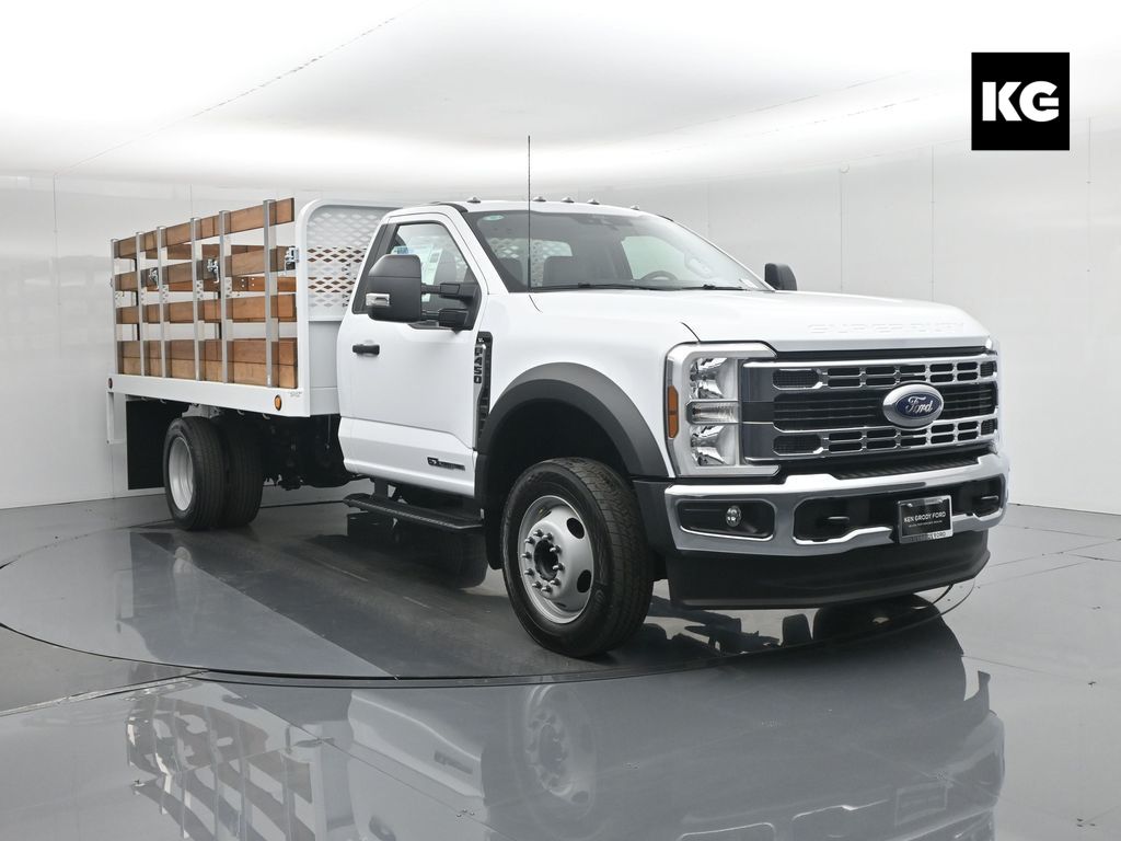 2025 Ford F-450 Super Duty Chassis Cab XL's photo