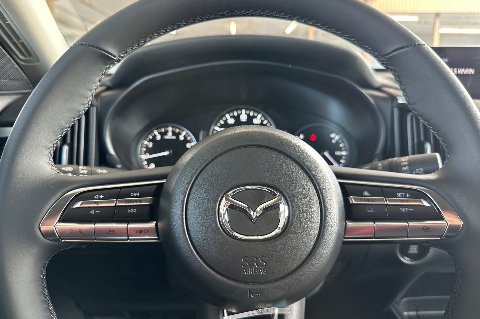 2025 Mazda CX-50 2.5 Select photo 23